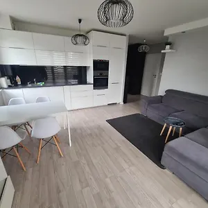 Apartament Rodzinny Z Ogródkiem Apartament